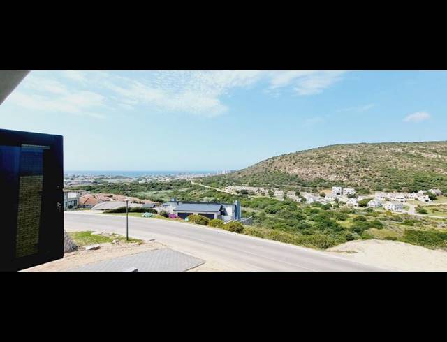 3 BEDROOM HOUSE FOR SALE IN ISLAND VIEW